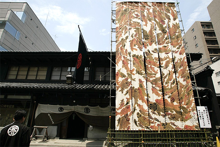 誉田屋源兵衛巨大タペストリー